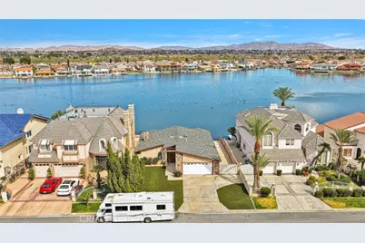 18063 Mariner Drive, Victorville, CA 92395 - Photo 31