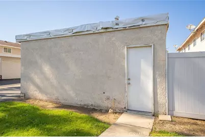 1428 N Elderberry Avenue, Ontario, CA 91762 - Photo 27