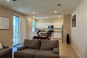 17119 Gray Pine Pl, San Bernardino, CA 92407 - Photo 3