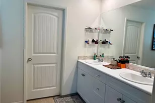 17119 Gray Pine Pl, San Bernardino, CA 92407 - Photo 13