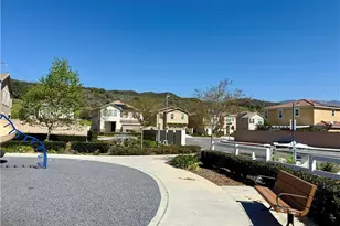 17119 Gray Pine Pl, San Bernardino, CA 92407 - Photo 27