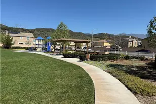 17119 Gray Pine Pl, San Bernardino, CA 92407 - Photo 25