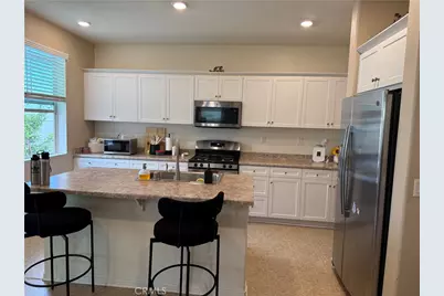 17119 Gray Pine, San Bernardino, CA 92407 - Photo 9