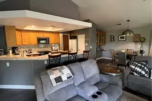 26633 Timberline Dr, Wrightwood, CA 92397 - Photo 15