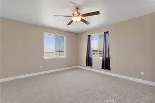 12752 Farmington St, Oak Hills, CA 92344 - Photo 15