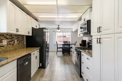 340 E Old Mill, Corona, CA 92879 - Photo 5