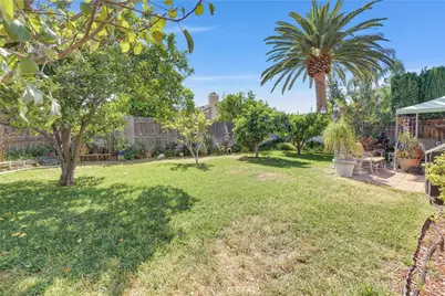 13635 Alexander Court, Fontana, CA 92336 - Photo 21