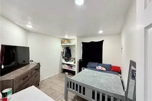 1855 Riverside, Ontario, CA 91761 - Photo 17