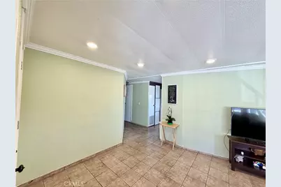 1855 Riverside, Ontario, CA 91761 - Photo 5