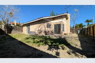 16195 Harvey, Fontana, CA 92336 - Photo 13