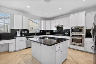 34581 Spindle Tree, Winchester, CA 92596 - Photo 23