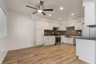 1919 Sherry #37, Santa Ana, CA 92705 - Photo 9