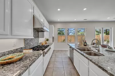 60 Sherwood, Irvine, CA 92620 - Photo 15