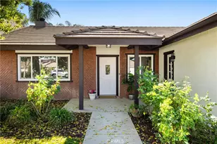 23633 Fair Weather, Canyon Lake, CA 92587 - Photo 3