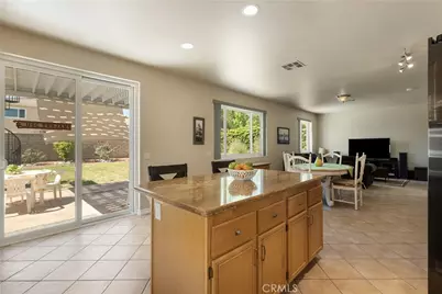 30511 Corsica, Castaic, CA 91384 - Photo 13
