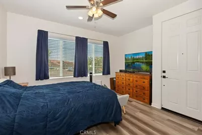 15816 Parry Peak, Fontana, CA 92336 - Photo 17