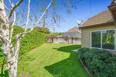 1596 Honeydale Court, Upland, CA 91786 - Photo 27