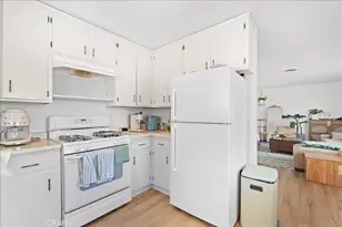 14703 Mesa, Victorville, CA 92395 - Photo 29