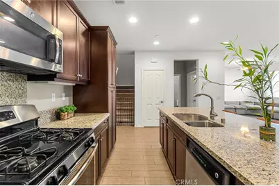 6081 Satterfield Way, Chino, CA 91710 - Photo 15