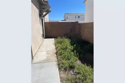 25794 Drum Himm, Homeland, CA 92548 - Photo 5