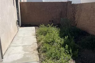 25794 Drum Himm, Homeland, CA 92548 - Photo 5