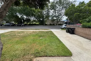 863 N Workman St, San Fernando, CA 91340 - Photo 3