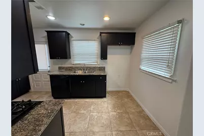 863 N Workman Street, San Fernando, CA 91340 - Photo 9