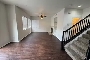 28291 Cedar Ln, Saugus, CA 91350 - Photo 13