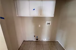 2014 W Dawnview Dr, Rialto, CA 92377 - Photo 29