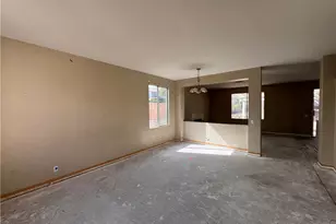 2014 W Dawnview Dr, Rialto, CA 92377 - Photo 3