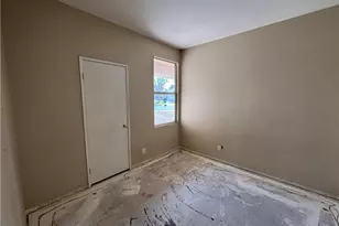 2014 W Dawnview Dr, Rialto, CA 92377 - Photo 19