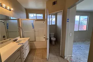 2014 W Dawnview Dr, Rialto, CA 92377 - Photo 41