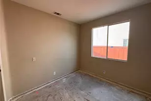 2014 W Dawnview Dr, Rialto, CA 92377 - Photo 33