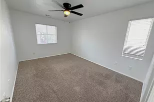 17292 Sierra Sunrise Ln, Canyon Country, CA 91387 - Photo 15