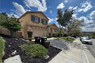 17292 Sierra Sunrise Ln, Canyon Country, CA 91387 - Photo 3