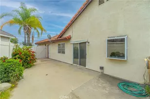 25637 Javier Pl, Moreno Valley, CA 92557 - Photo 17