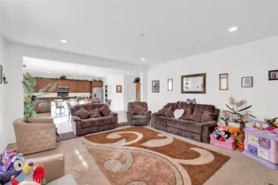 15457 Red Pepper Place, Fontana, CA 92336 - Photo 7