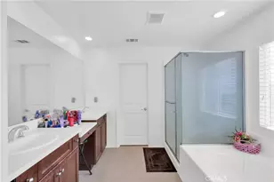 15457 Red Pepper Pl, Fontana, CA 92336 - Photo 43