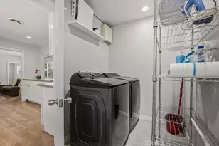 188 E Green, Claremont, CA 91711 - Photo 17