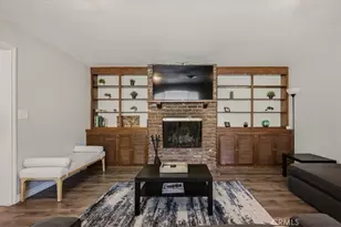 188 E Green, Claremont, CA 91711 - Photo 21