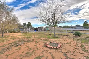 22133 Thunderbird, Apple Valley, CA 92307 - Photo 21