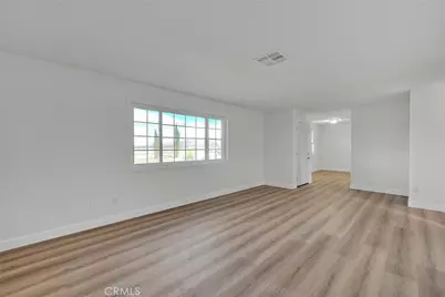 22133 Thunderbird, Apple Valley, CA 92307 - Photo 11