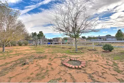 22133 Thunderbird, Apple Valley, CA 92307 - Photo 19