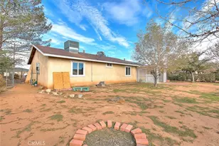 22133 Thunderbird, Apple Valley, CA 92307 - Photo 19