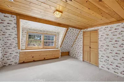 33052 Donner, Running Springs, CA 92382 - Photo 23