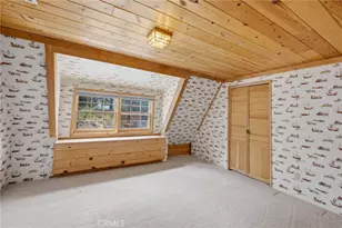 33052 Donner, Running Springs, CA 92382 - Photo 23