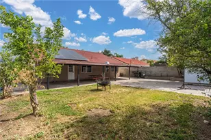 14035 Clover Ct, Fontana, CA 92335 - Photo 33