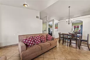 14035 Clover Ct, Fontana, CA 92335 - Photo 9