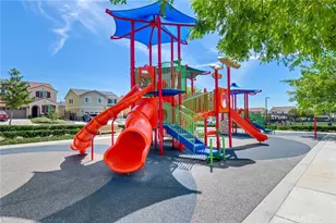 17024 Red Tail Ln, Fontana, CA 92336 - Photo 31