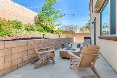 17024 Red Tail Lane, Fontana, CA 92336 - Photo 27